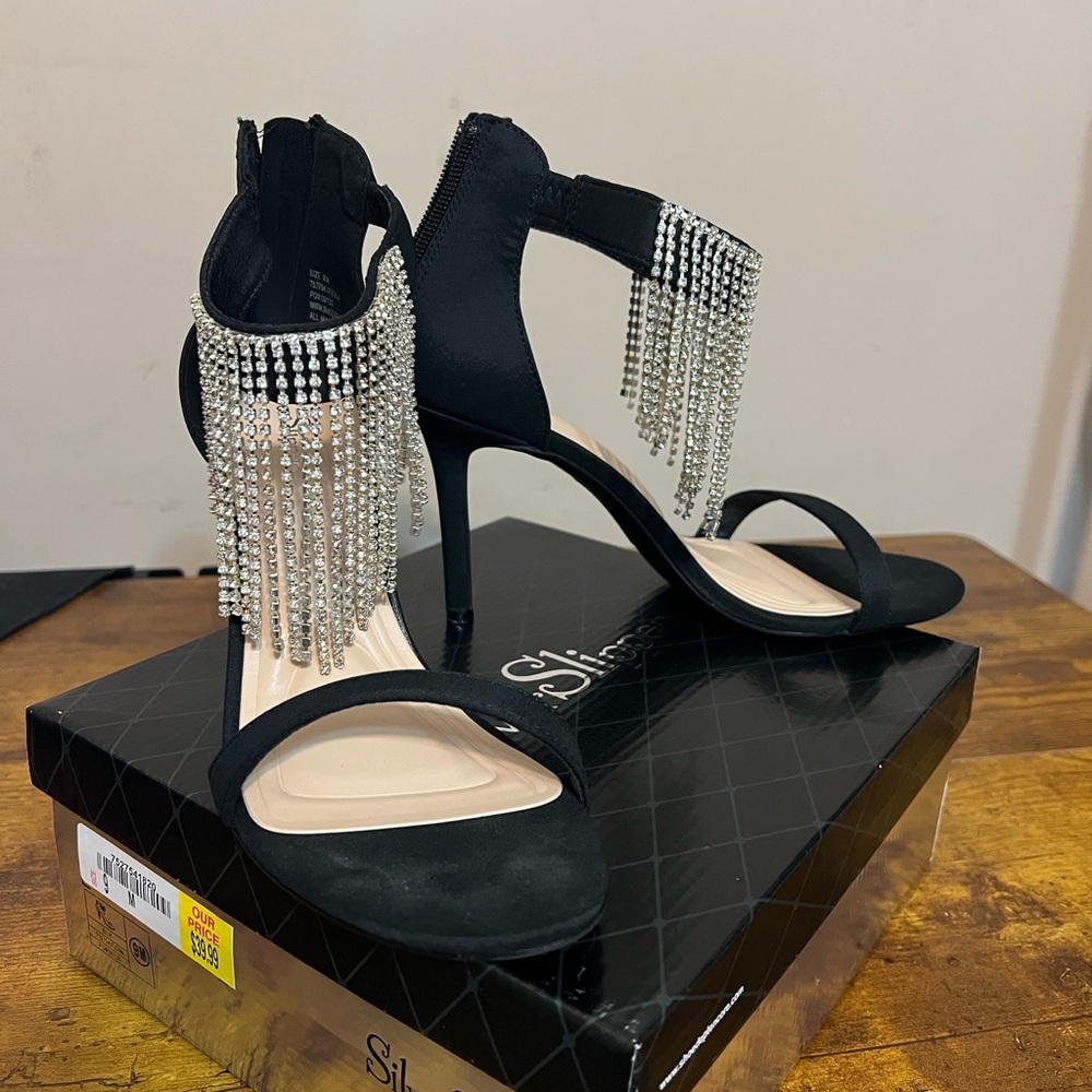 Elegant Black Heels with Silver Fringe